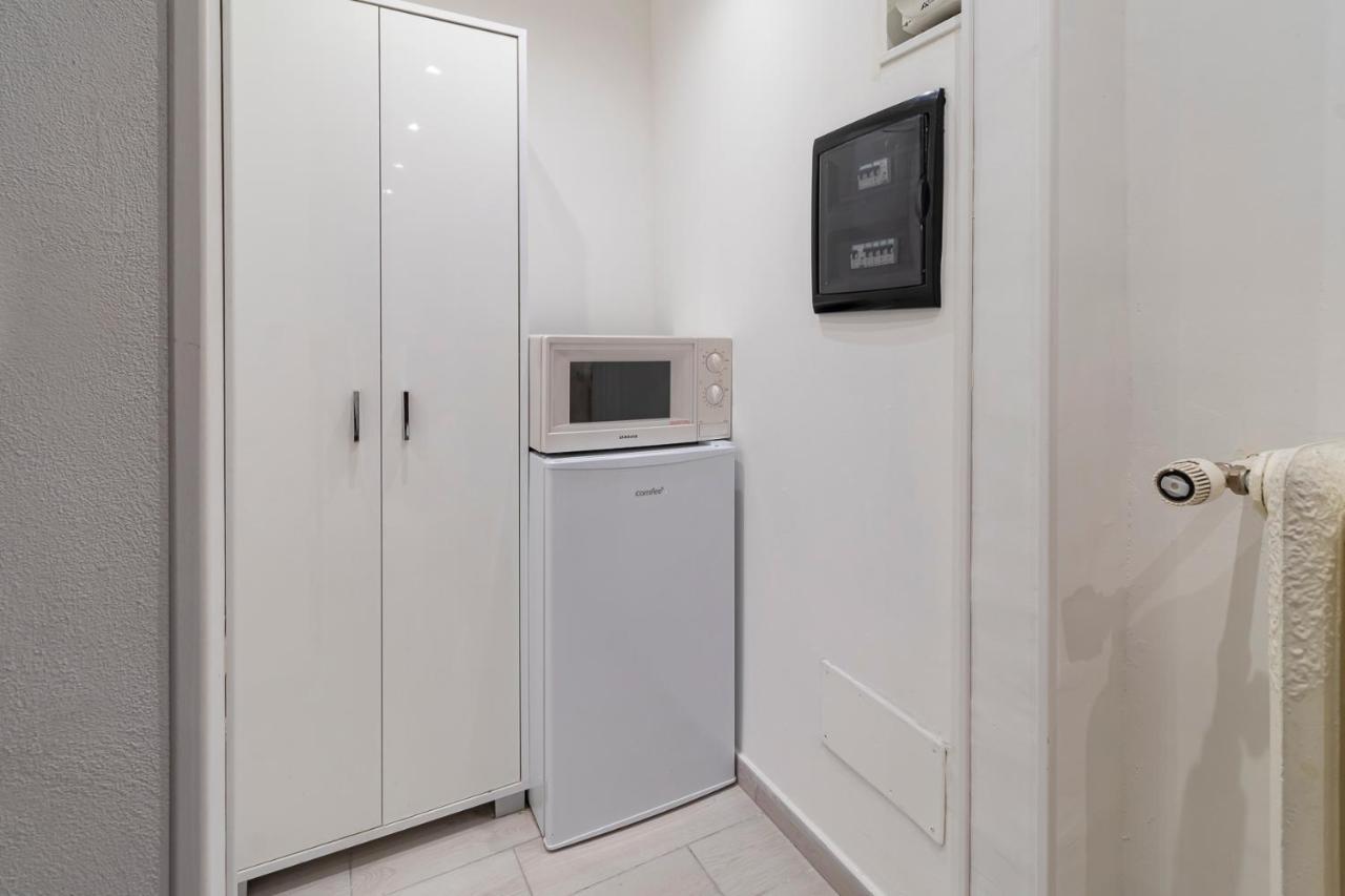 I Host Apartment - Londonio 19 Milan Exterior photo